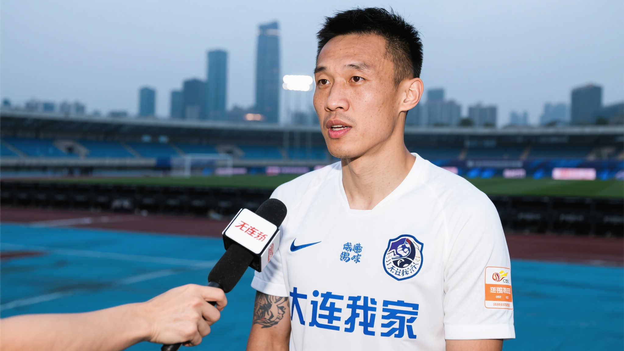 球失误还直 球失误还直