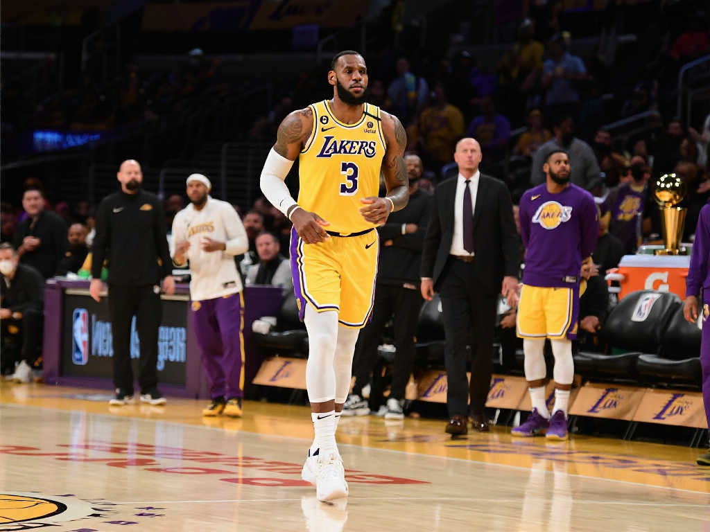 界杯扮演重 界杯扮演重