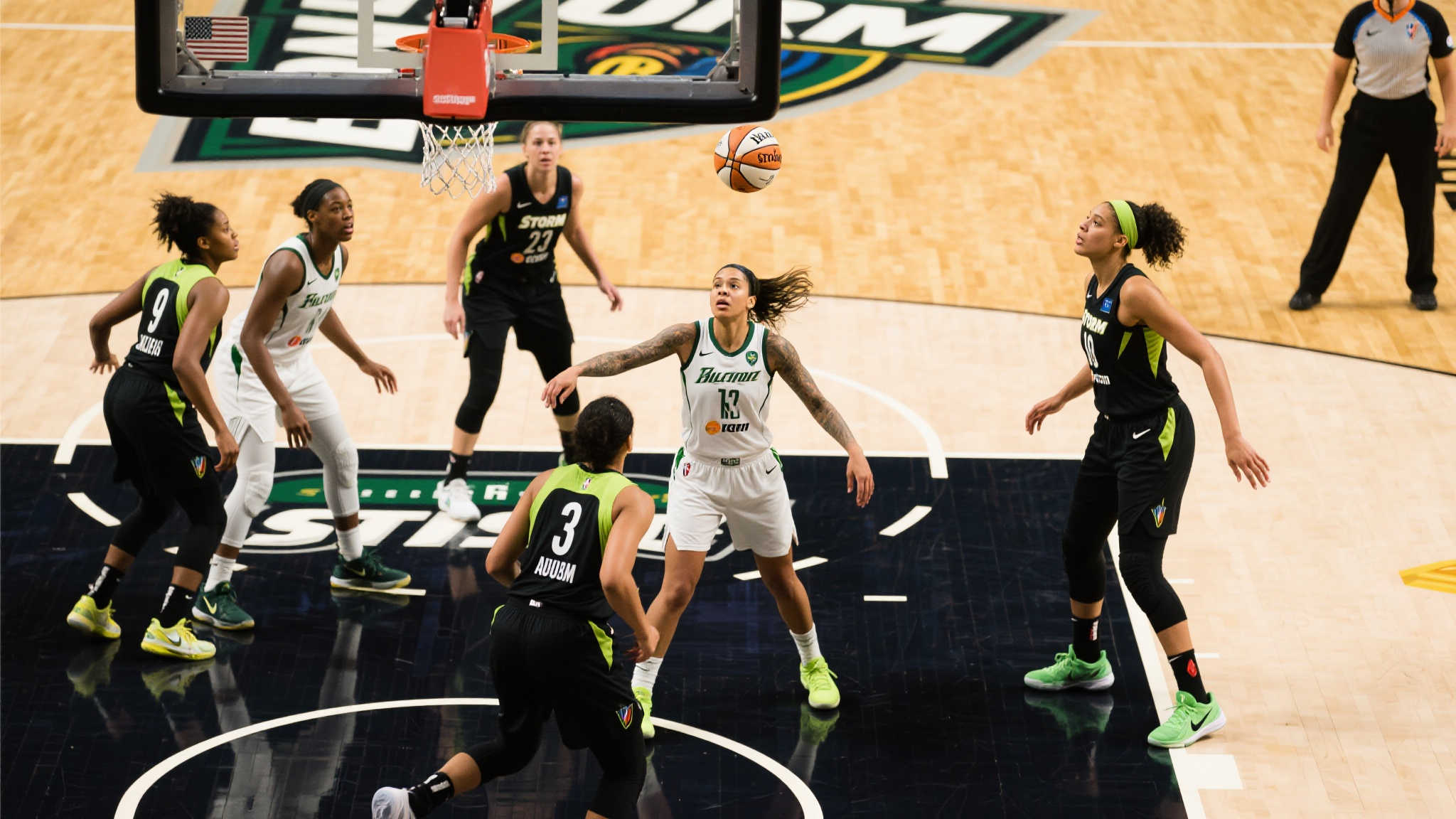 我们看到一 我们看到一